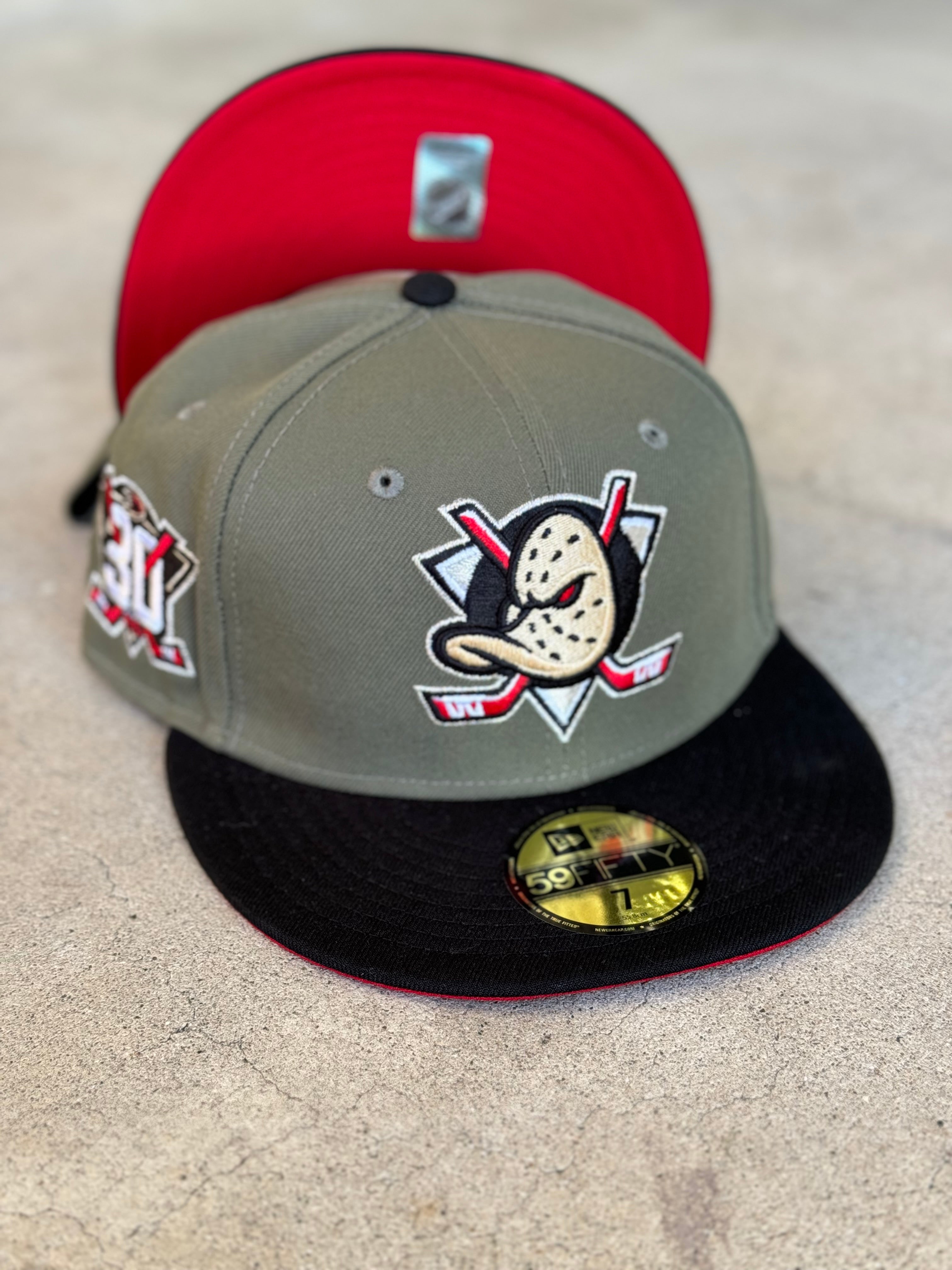New Era Anaheim Ducks 2 Tone Green Black 30th Patch