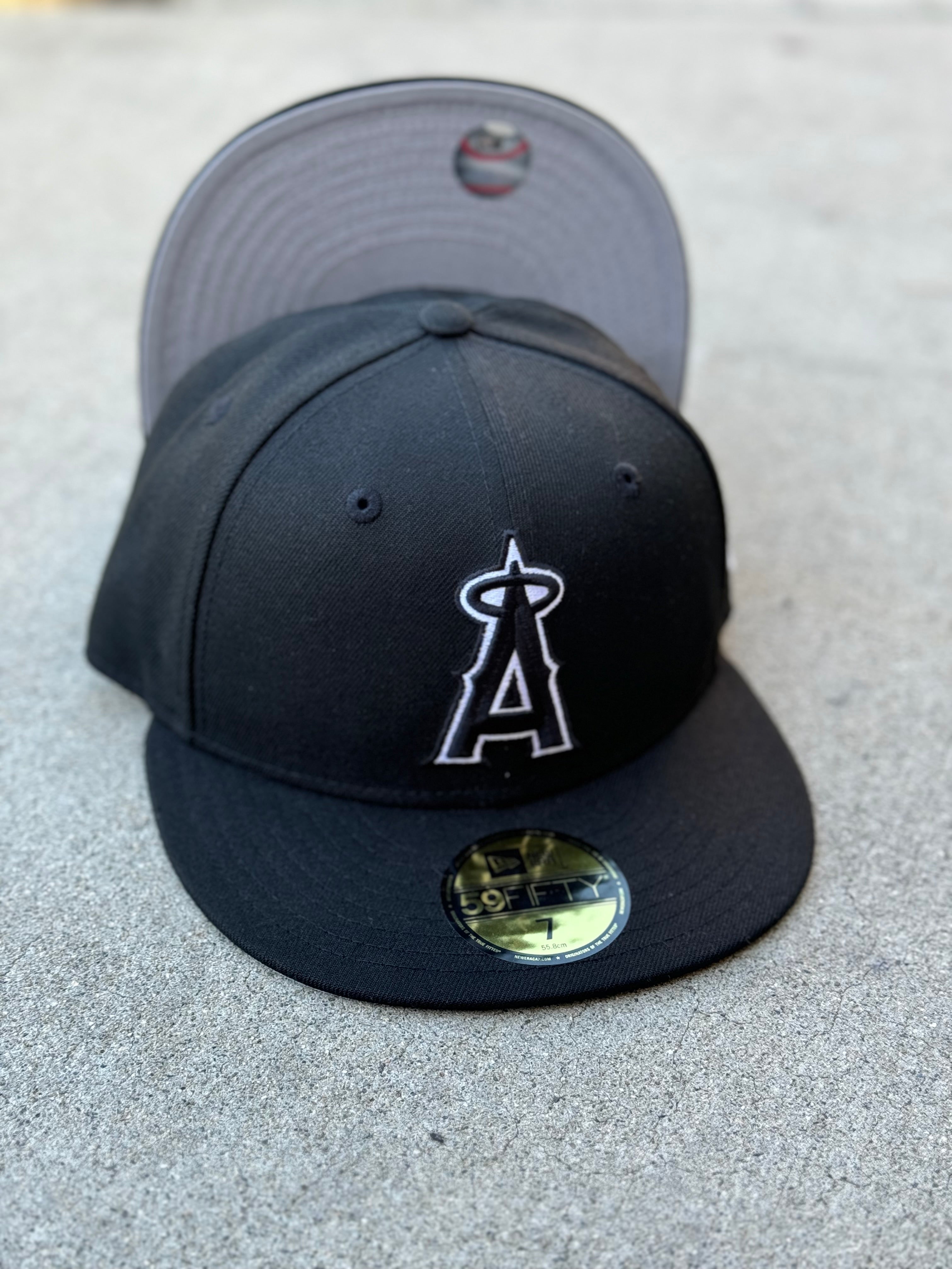 Anaheim Angels Black White