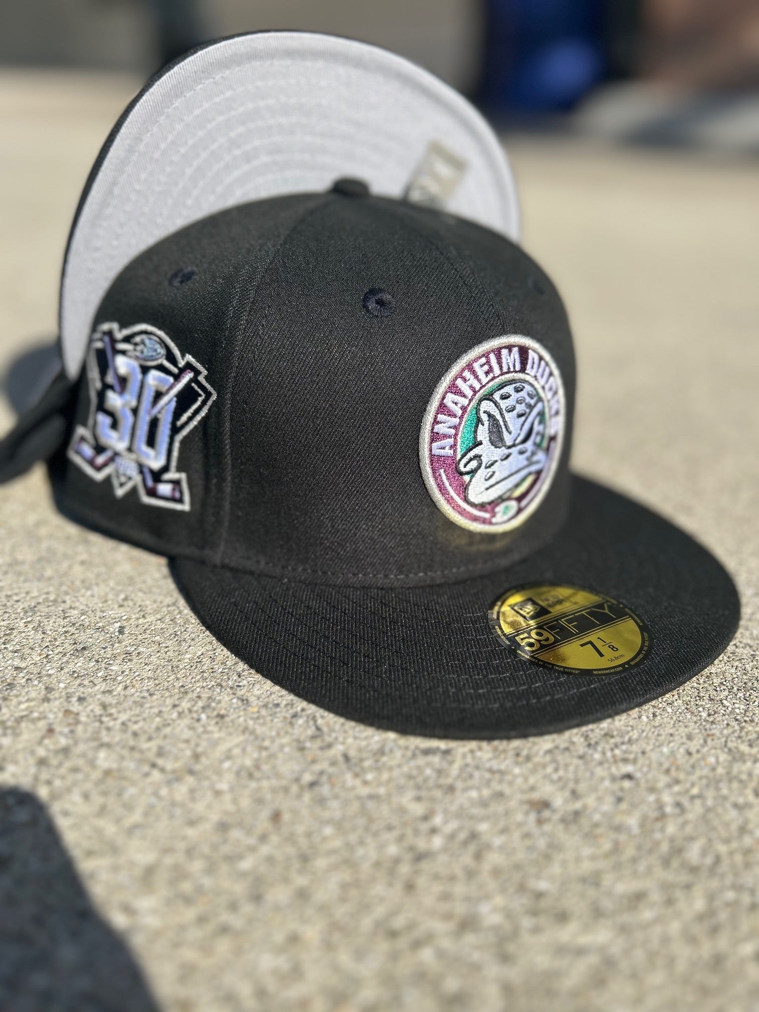 New Era Anaheim Ducks Black 30TH Patch
