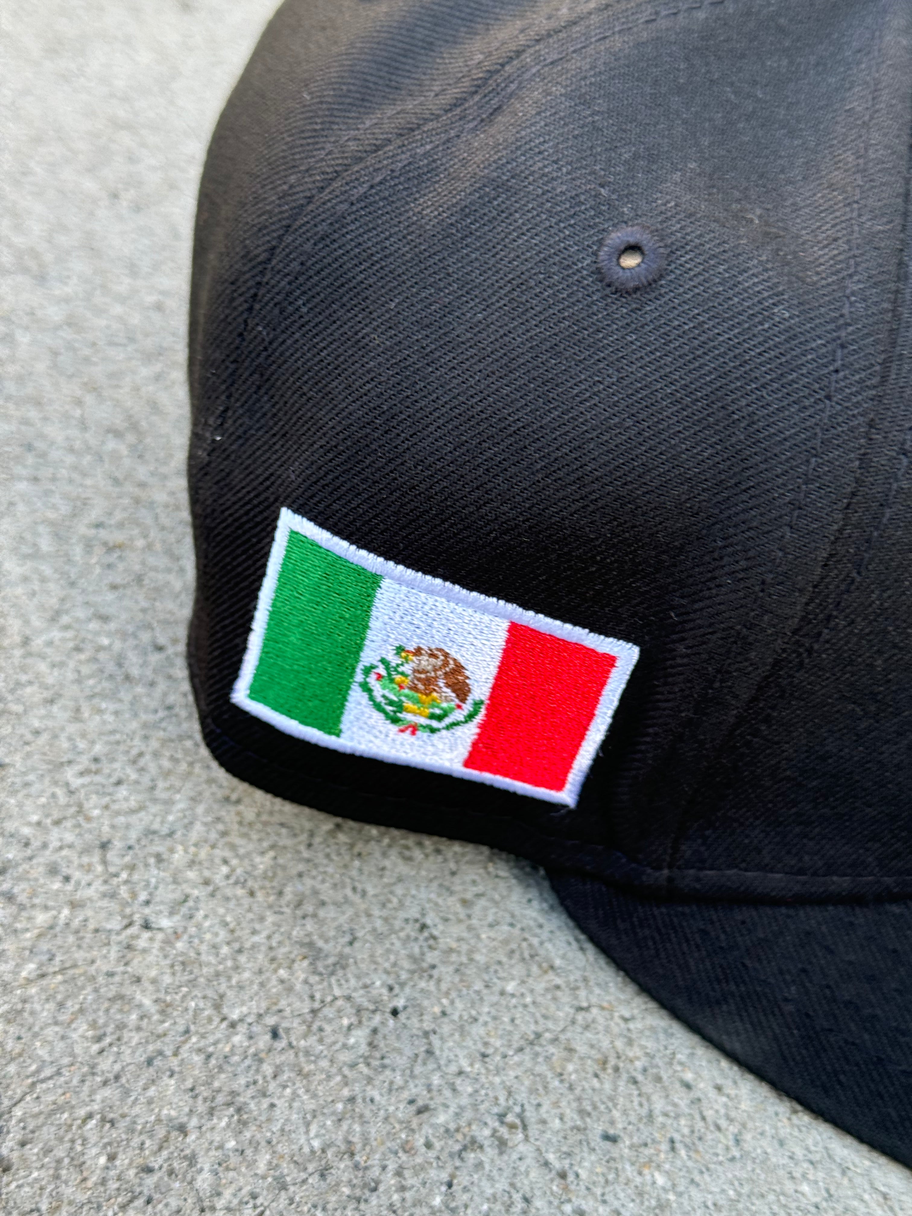 Anaheim Angels Wing Black Mexico Patch