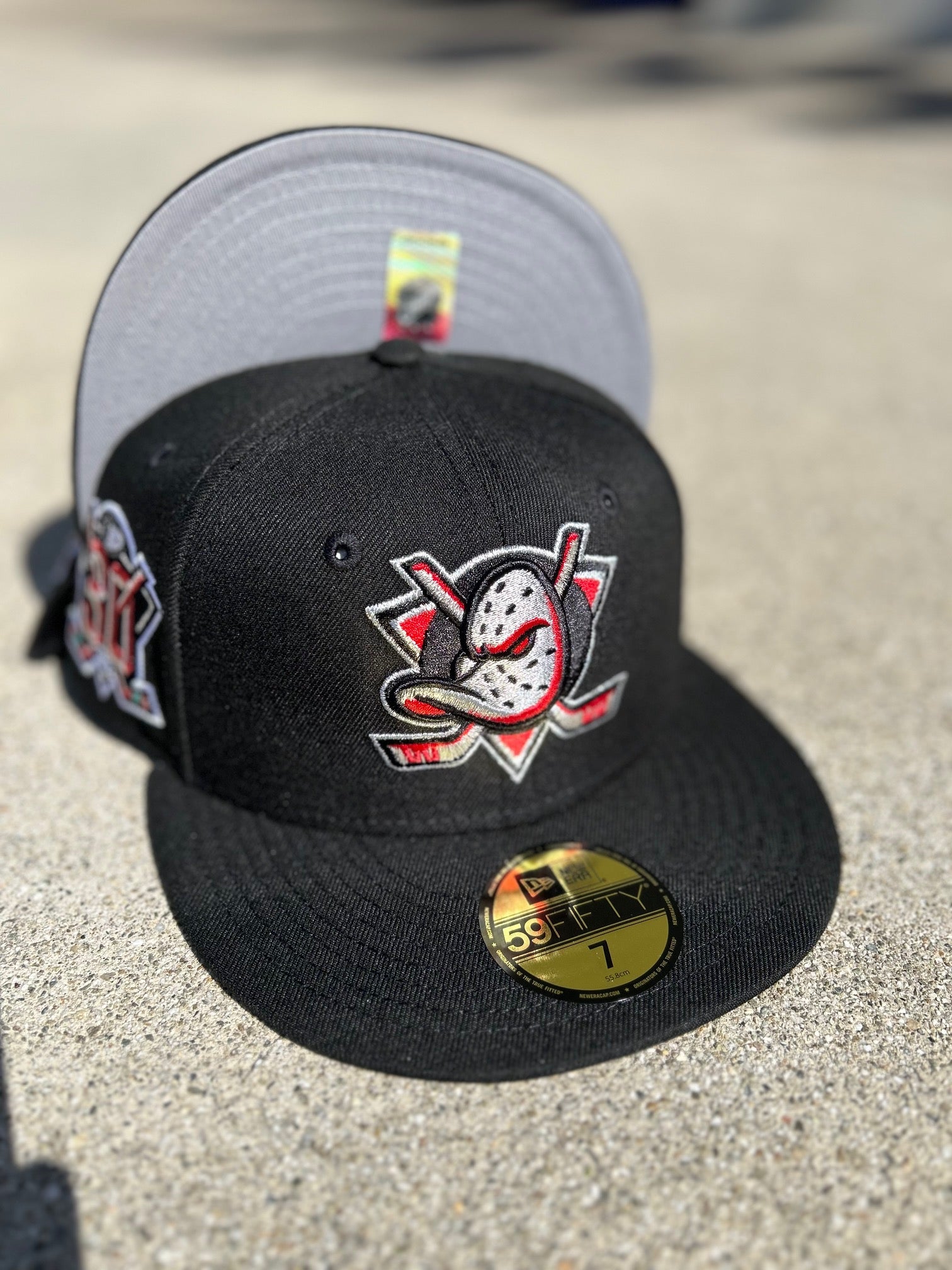 New Era Anaheim Ducks Black Red Logo