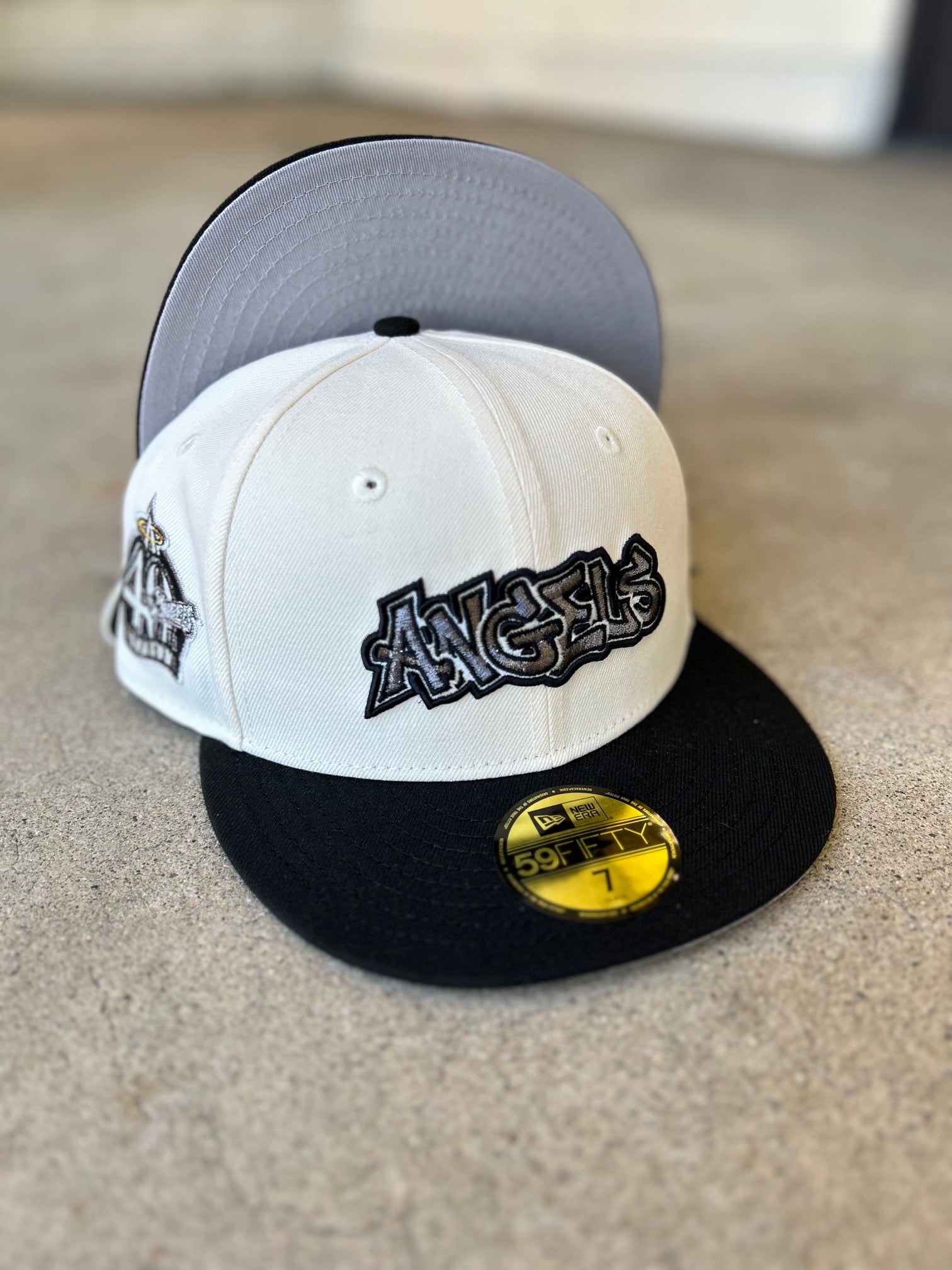 Anaheim Angels Script 2 Tone White Black